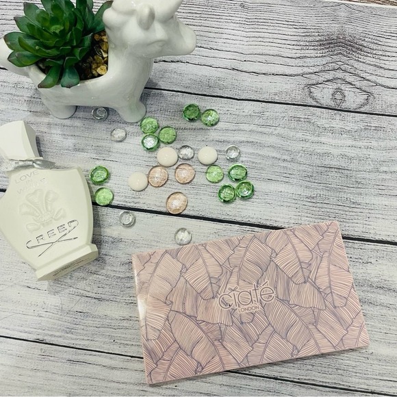 *Free with Purchase* Ciate London - The Editor Pallet New England - Picture 2 of 5